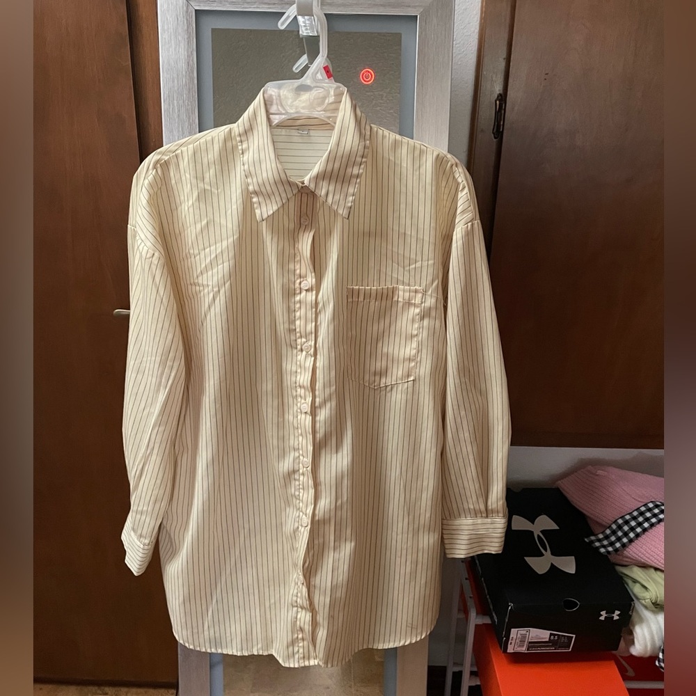 Pretty & Soft Oversized Button Down - Picture 2 of 12